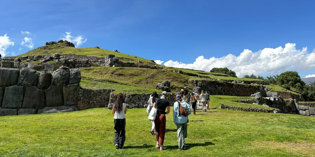 healing retreat peru - saqsayhuaman