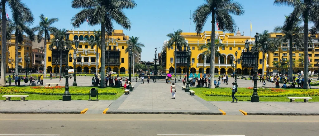 lima plaza mayor