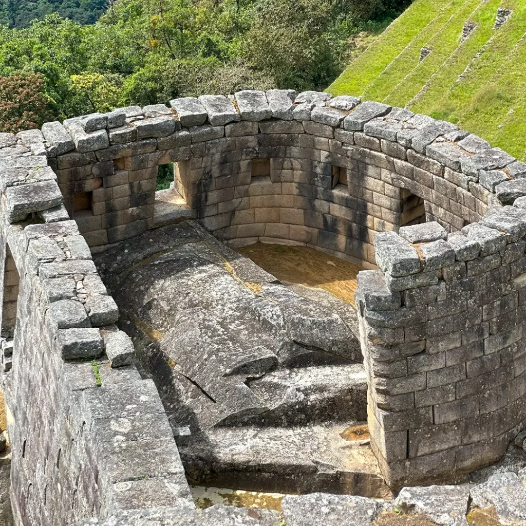 Inca ashlar masonry — the clearest guide to Machu Picchu's spiritual meaning