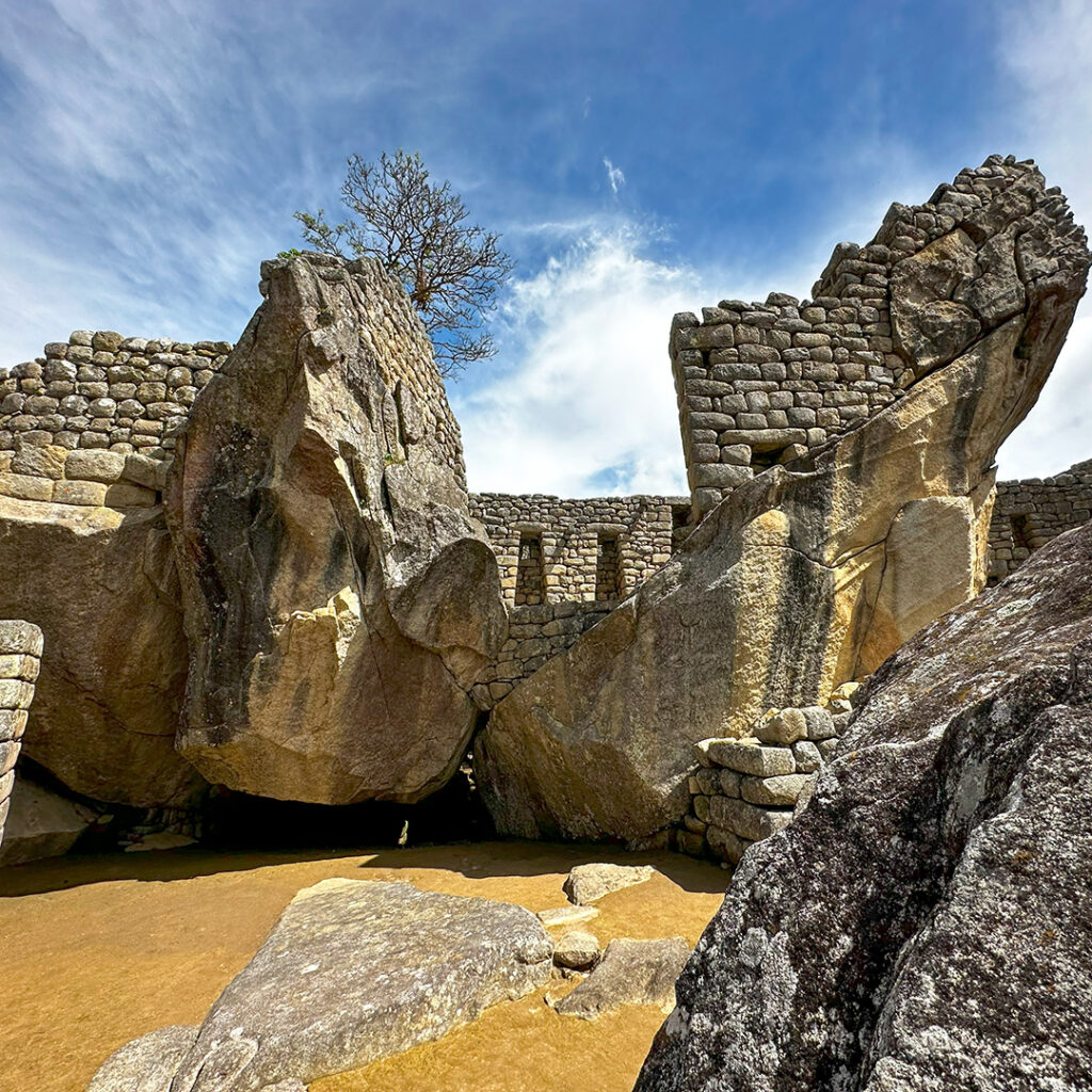 machu picchu short