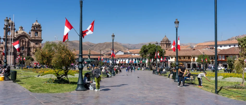 plaza mayor cusco