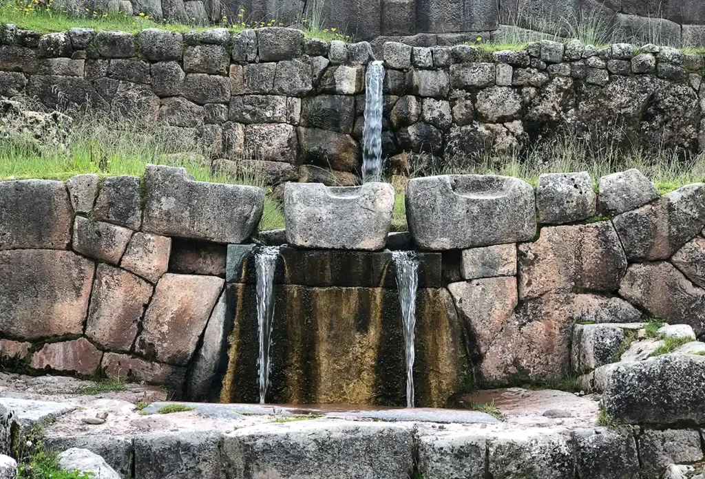 archaeological cusco inca tambomachay