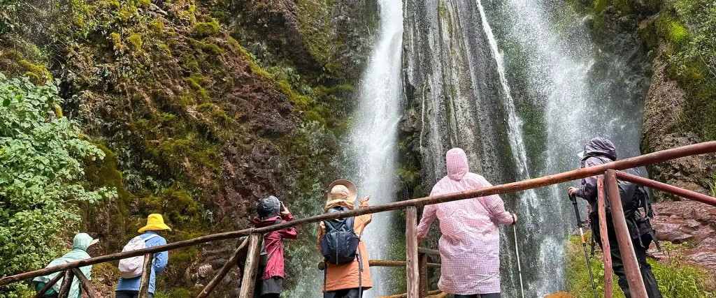 poc poc waterfall one day